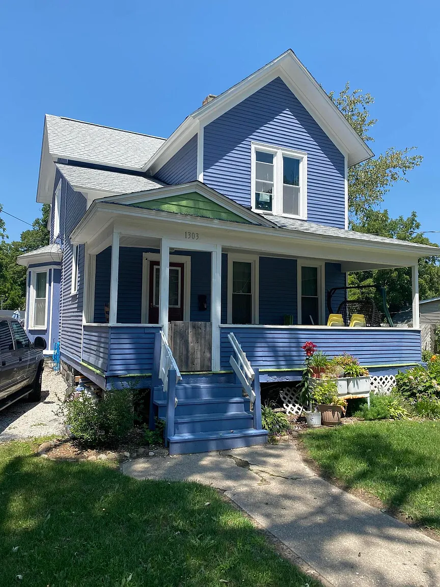 1303 Washington Ave photo 1