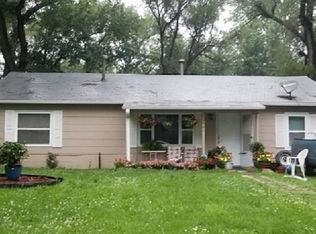 3561 SW Kerry Ave, Topeka, KS 66611