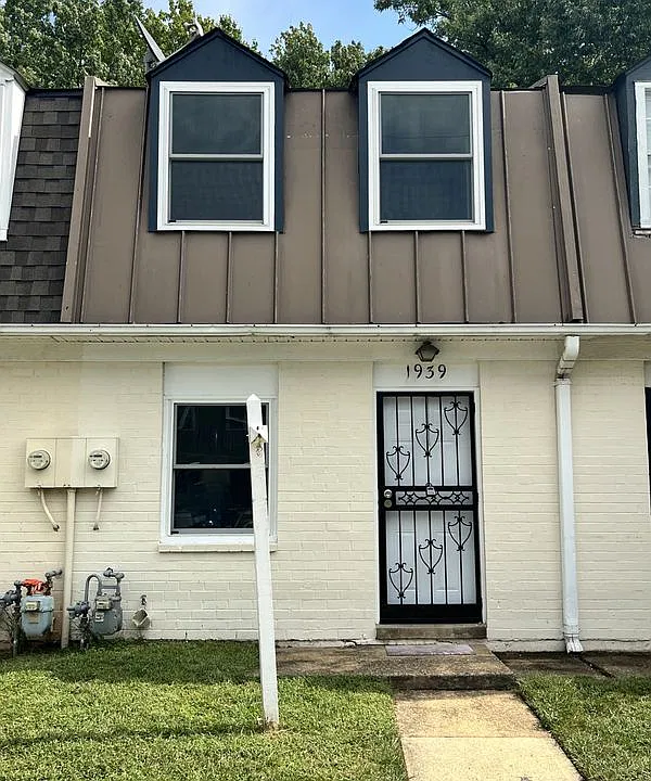 1939 Dutch Village Dr #TOWNHOUSE