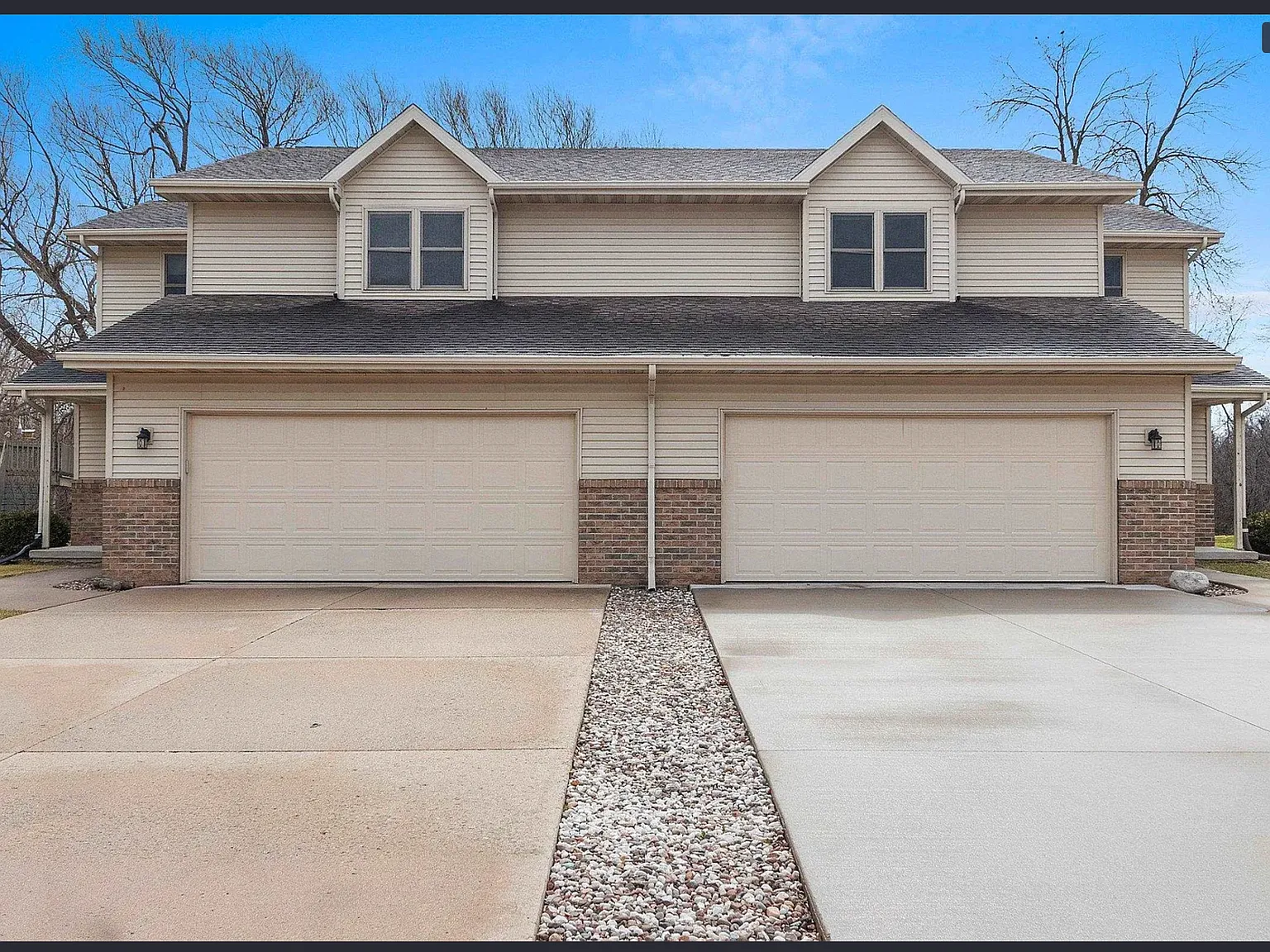 3 bed, 1.5 bath, 1818 sqft, $2,200 — Photo 2
