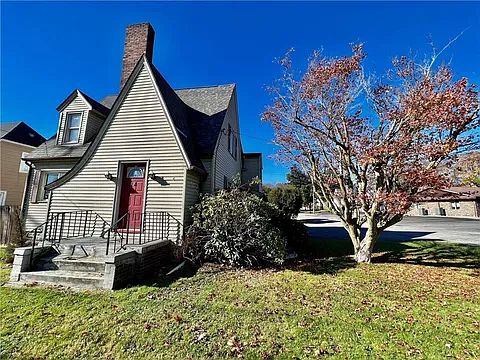 2nd image of 2209 Wilmington Rd #A