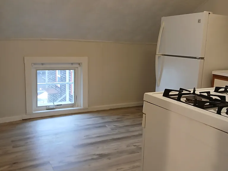 237 County St #237-12 — Photo 4