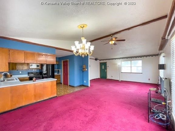5th image of 250 Raceview Dr