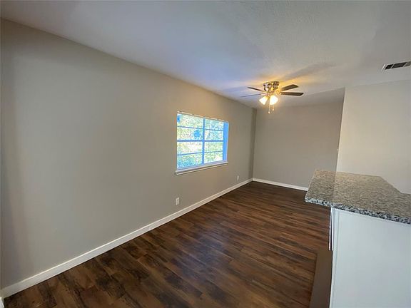 4th image of 6402 Sherwood Dr