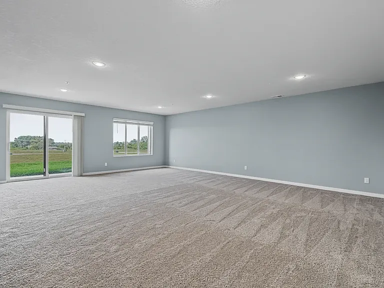 1845 Callaway Ln — Photo 9
