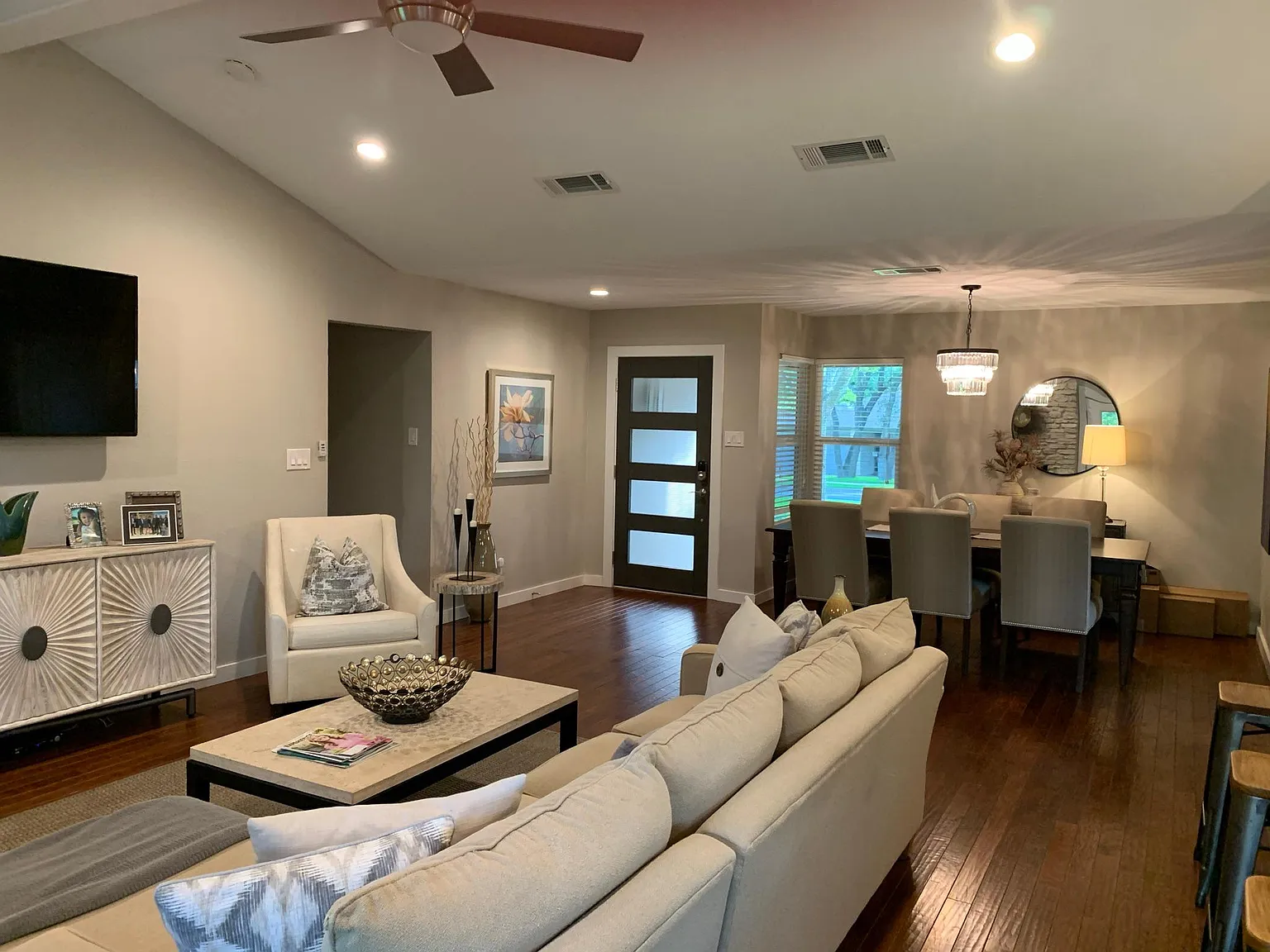 12013 Trianon Ln — Photo 3