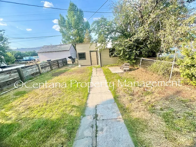 2205 Locust St — Photo 13