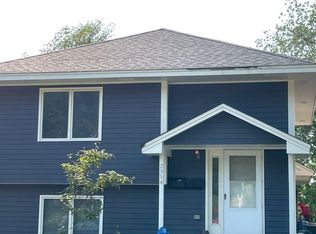 2954 Taylor St NE #2, Minneapolis, MN 55418
