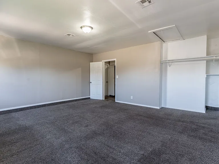 1212 N Janeway Ave — Photo 20