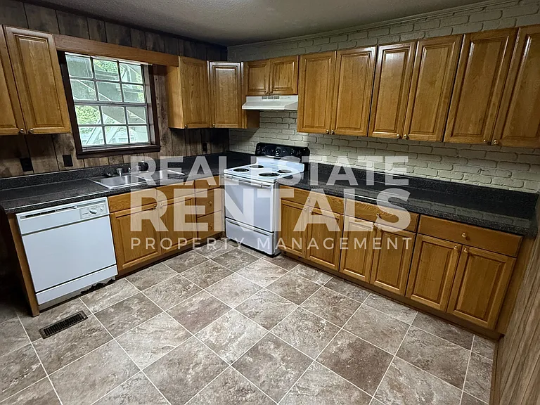 503 Newman Ln #30 — Photo 3