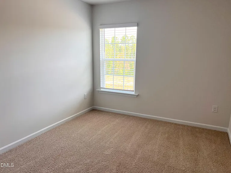 455 David Hill Dr — Photo 6