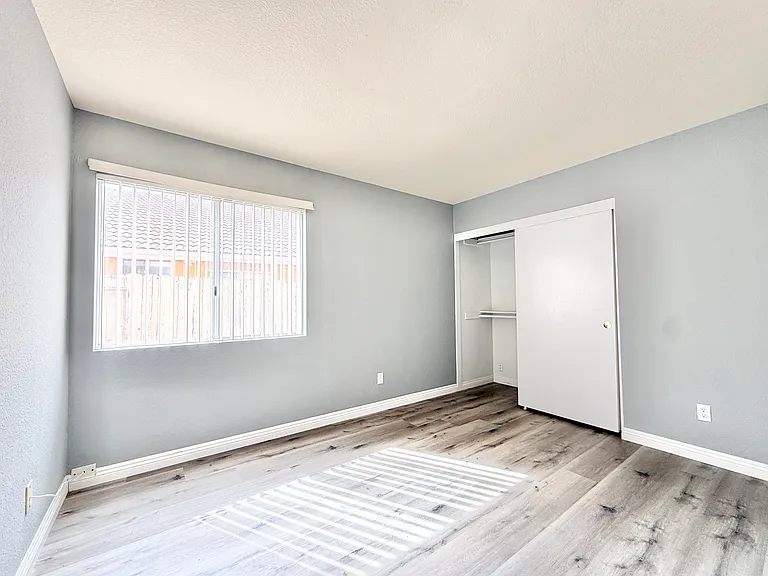 11739 Thomas Hayes Ln — Photo 11