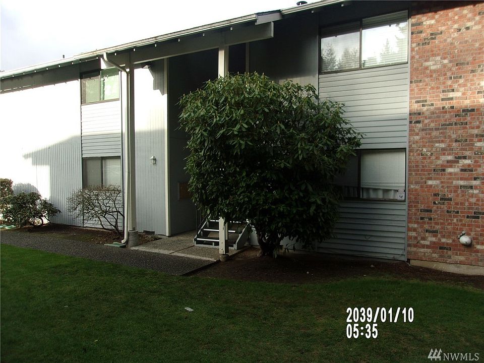 1st image of 1604 149th Pl SE APT 1