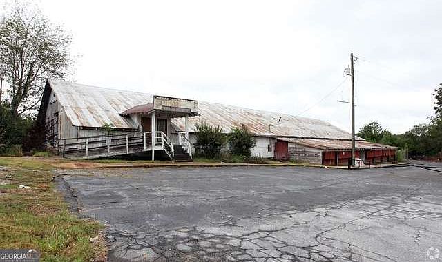 2nd image of 4962 Redan Rd