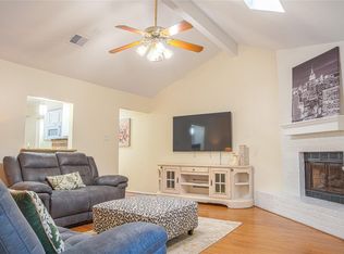 36 S High Oaks Cir, The Woodlands, TX 77380