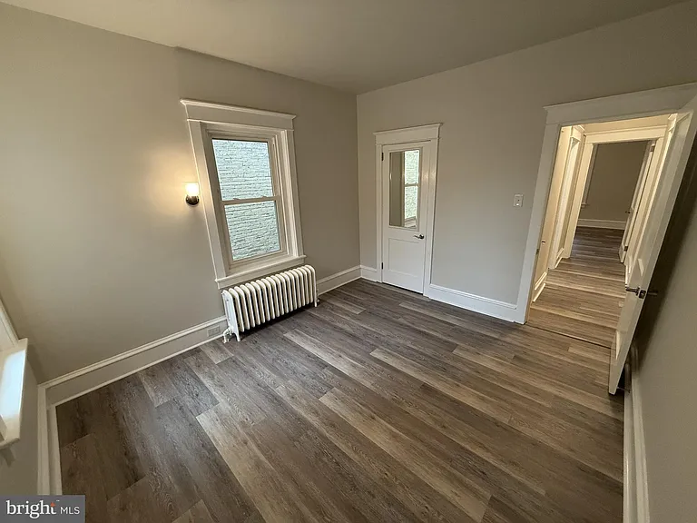 55 King St — Photo 12