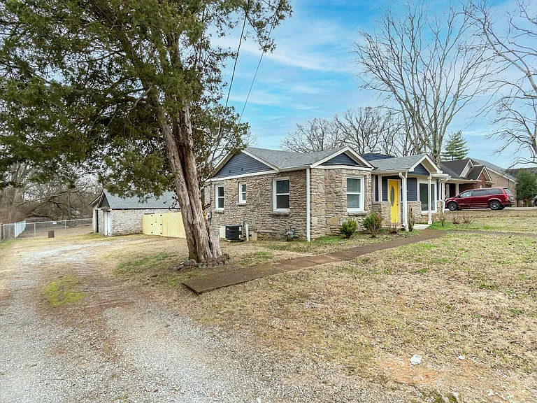 3823 Saunders Ave — Photo 35