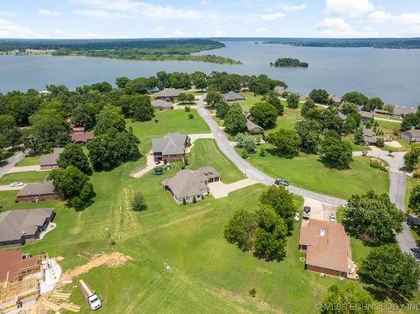 Eagleview, Pryor, OK 74361