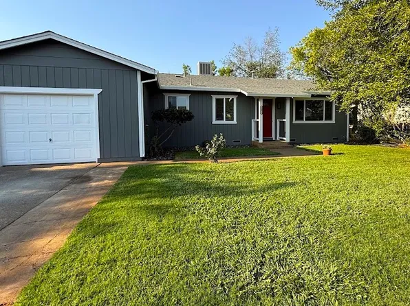 2092 Neptune Ter, Redding, CA 96002