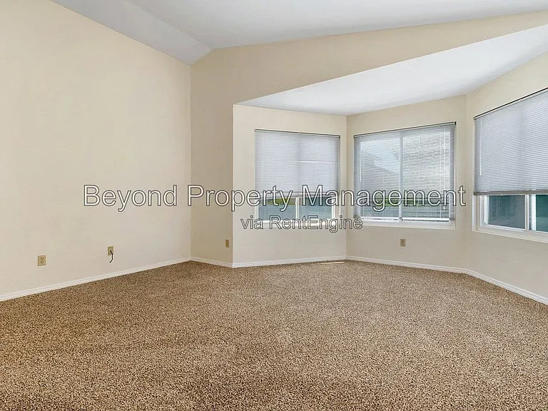8845 Sparren Way — Photo 8
