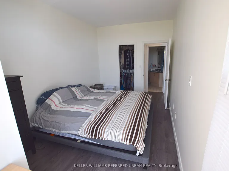 1 Leaside Park Dr #408 — Photo 11