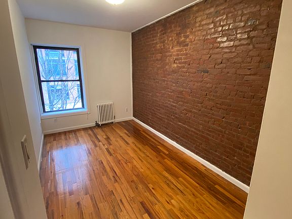 5th image of 245 E 33rd St #4