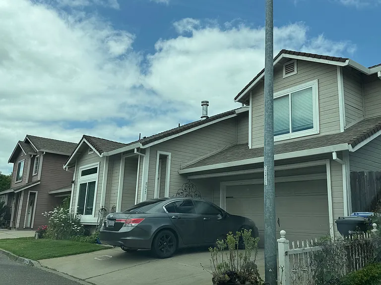 835 Tranquil Ln — Photo 4