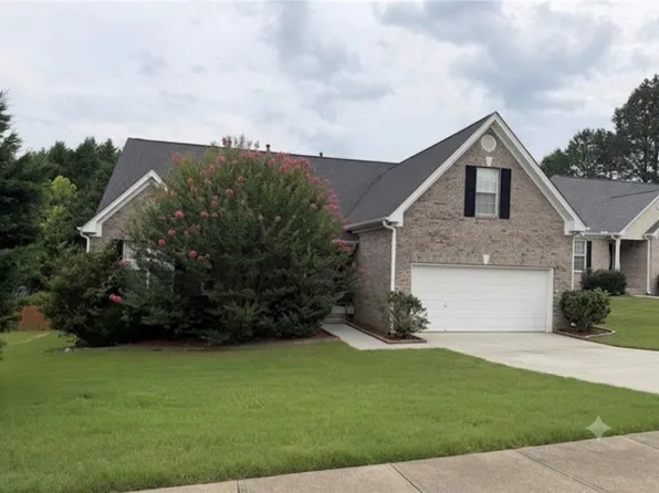 1215 Martins Chapel Ln, Lawrenceville, GA 30045