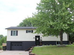 516 E 15th St, Concordia, KS 66901