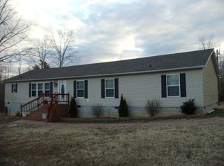 7098 Lewiston Plank Rd, Burkeville, VA 23922