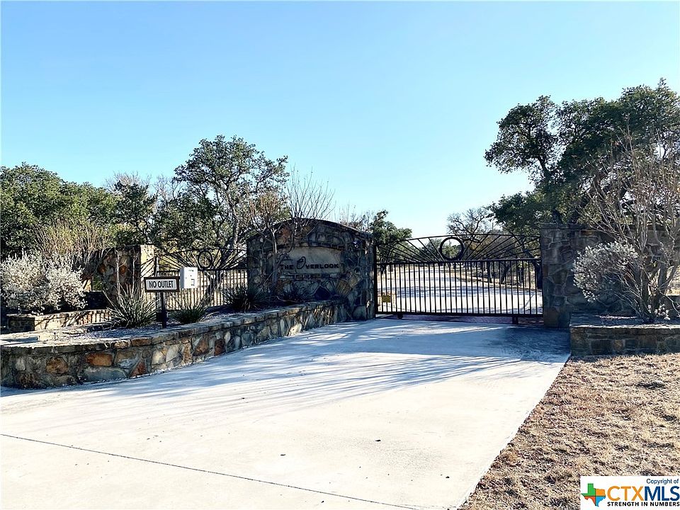 2nd image of 0 Twisted Oak Dr