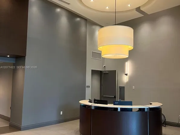 2525 SW 3rd Ave, Miami, FL