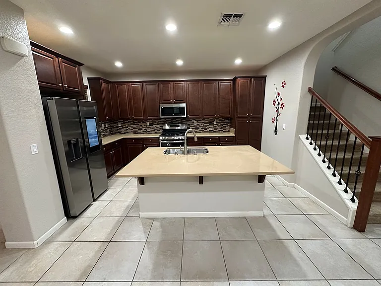 725 N Claret Ln — Photo 6