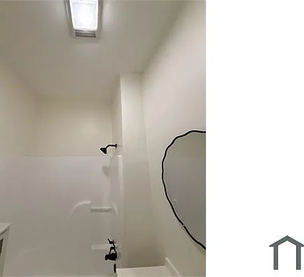 2460 N Rocheblave St — Photo 9