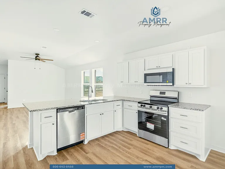 1316 Sioux Pl — Photo 10