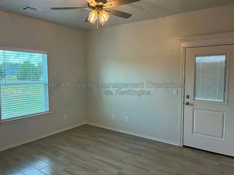 343751 E 870th Rd — Photo 19