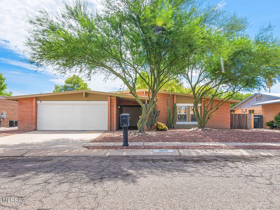 1st image of 2880 N Essel Dr