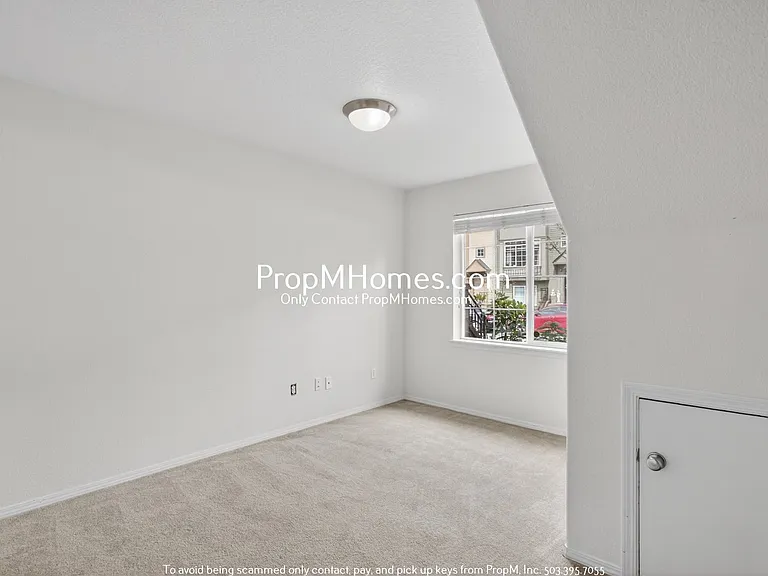 17042 Berkeley Ln — Photo 15