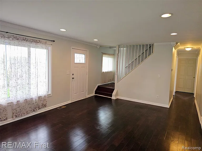 47564 Ryan Rd — Photo 5