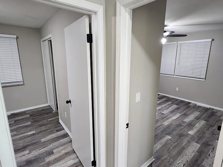 3224 S Walnut St — Photo 10