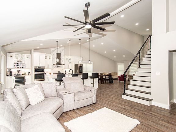 5th image of 6381 Kentstone Dr