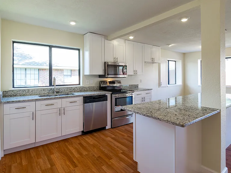 6536 Bronze Leaf Dr — Photo 23