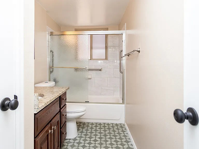 6110 Little Johnny Dr — Photo 25
