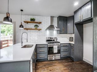 927 Zeb St, Dallas, TX 75211