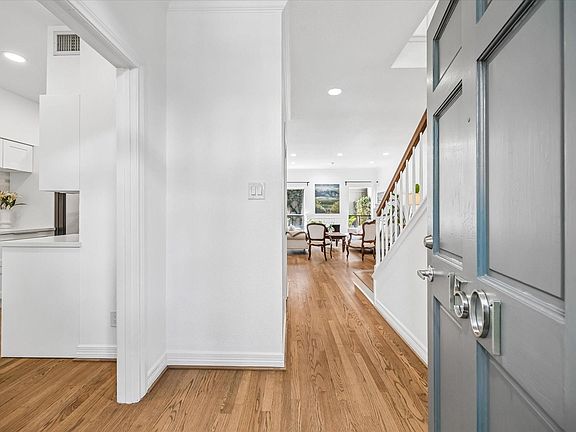 3rd image of 701 Bering Dr APT 1501