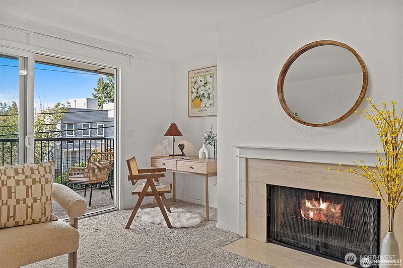 5th image of 2253 Gilman Drive W #104