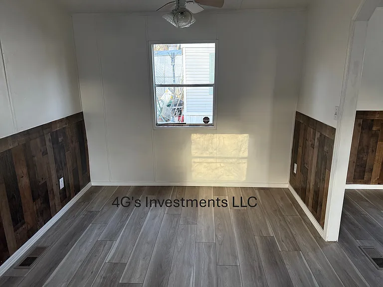 901 N Auburn Ave #17 — Photo 9