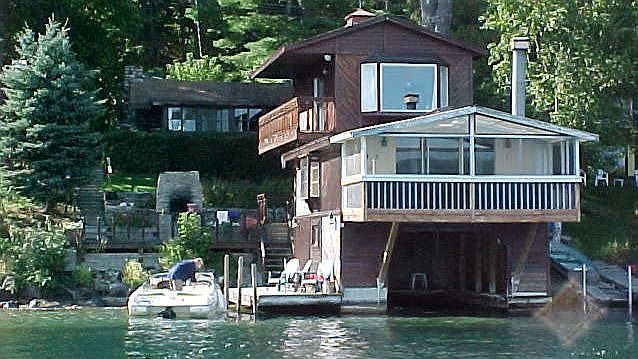 Boathouse Residence