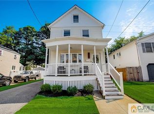 172 Fulton St, Woodbridge, NJ 07095