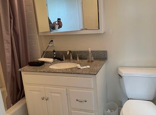 9 Old Orchard Rd #2F, Chestnut Hill, MA 02467